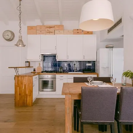 Pavi Life Style House With Private Pool Kornić